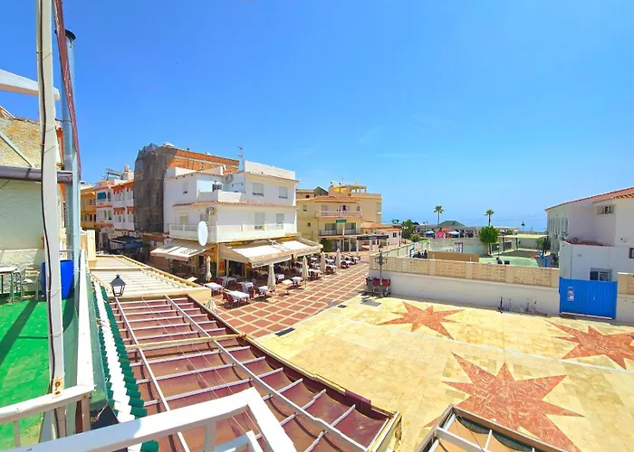 アパート Lidia 1 Apartment, 1st Line Beach, 1 Bedroom 1bath トレモリノス