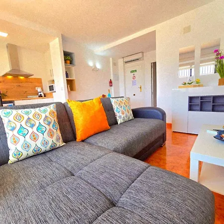 Lidia 1 Apartment, 1st Line Beach, 1 Bedroom 1bath * 토레몰리노스
