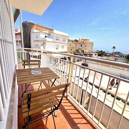 Lidia 1 Apartment, 1st Line Beach, 1 Bedroom 1bath * 토레몰리노스